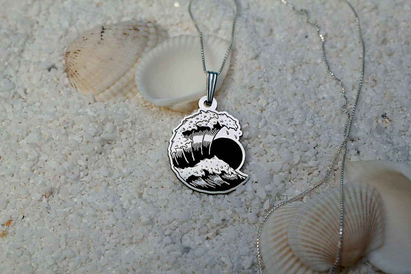 Japanese Wave Necklace, Silver Hawaiian Jewelry, Ocean Wave Necklace, Tropical Beach Pendant, Minimalist Boho Charm, Nature Lover Jewelry